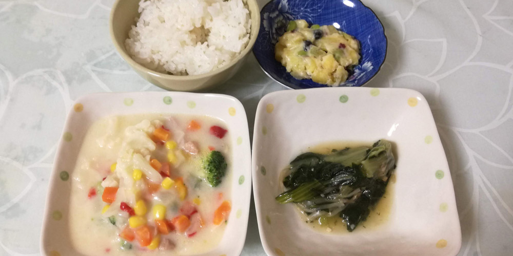 健康三彩の4日目 チキンのクリームシチュー 他2品