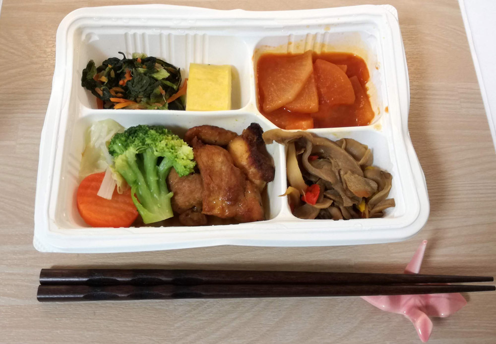 ウェルネスダイニングのタンドリーチキン弁当