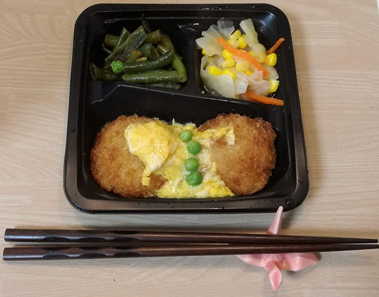 とんかつの卵とじ風